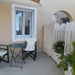 Sea View House Avgi